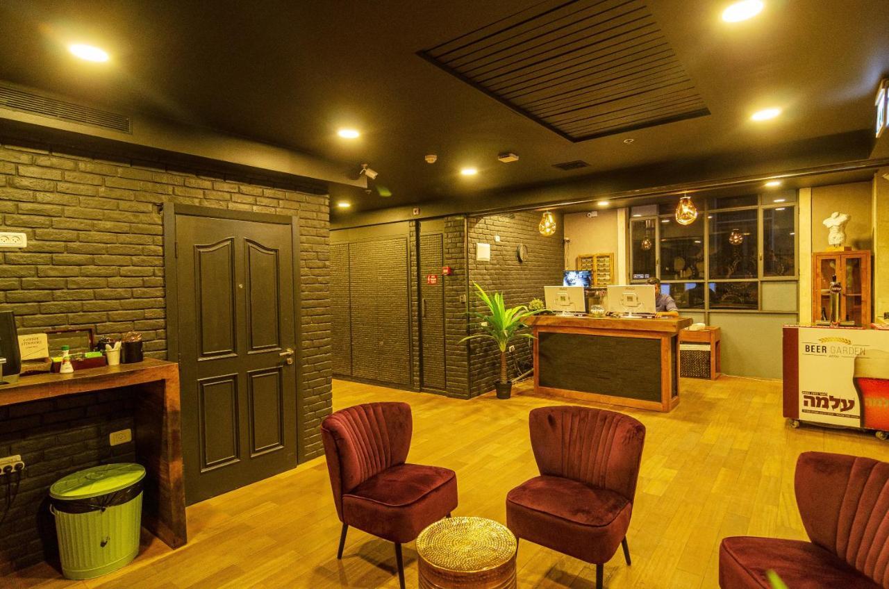 Beer Garden Hotel Tel Aviv Bagian luar foto