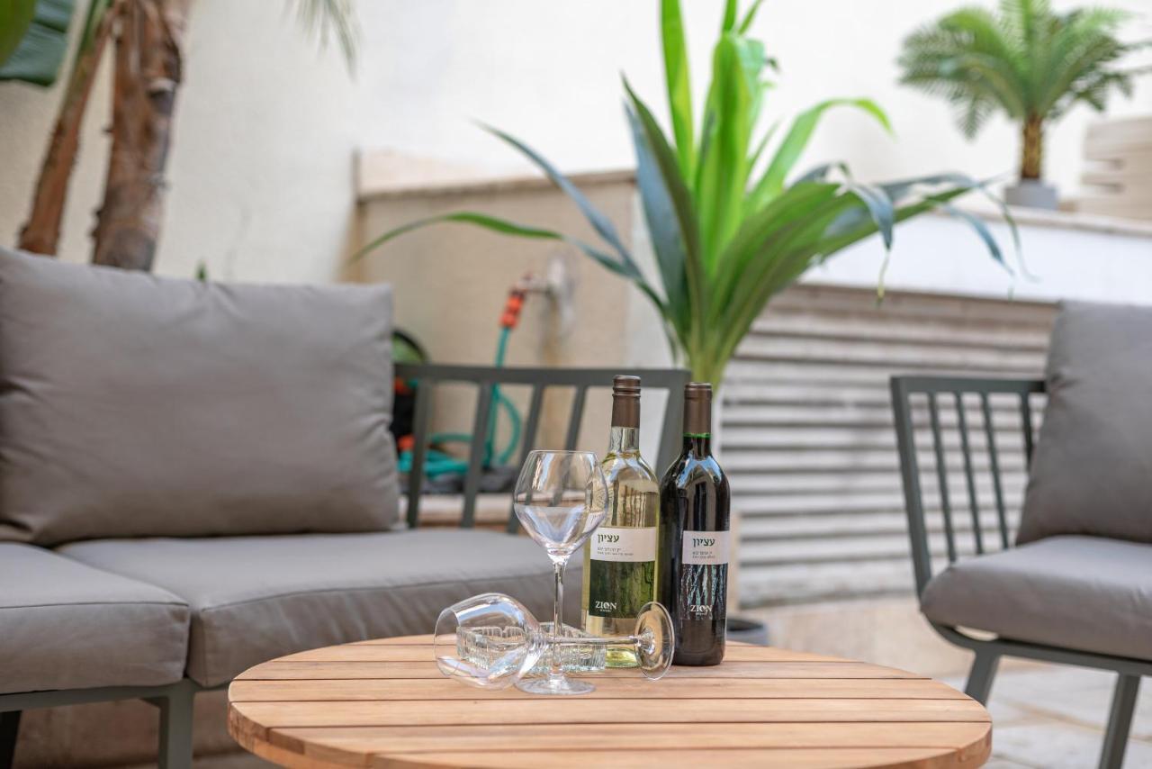 Beer Garden Hotel Tel Aviv Bagian luar foto
