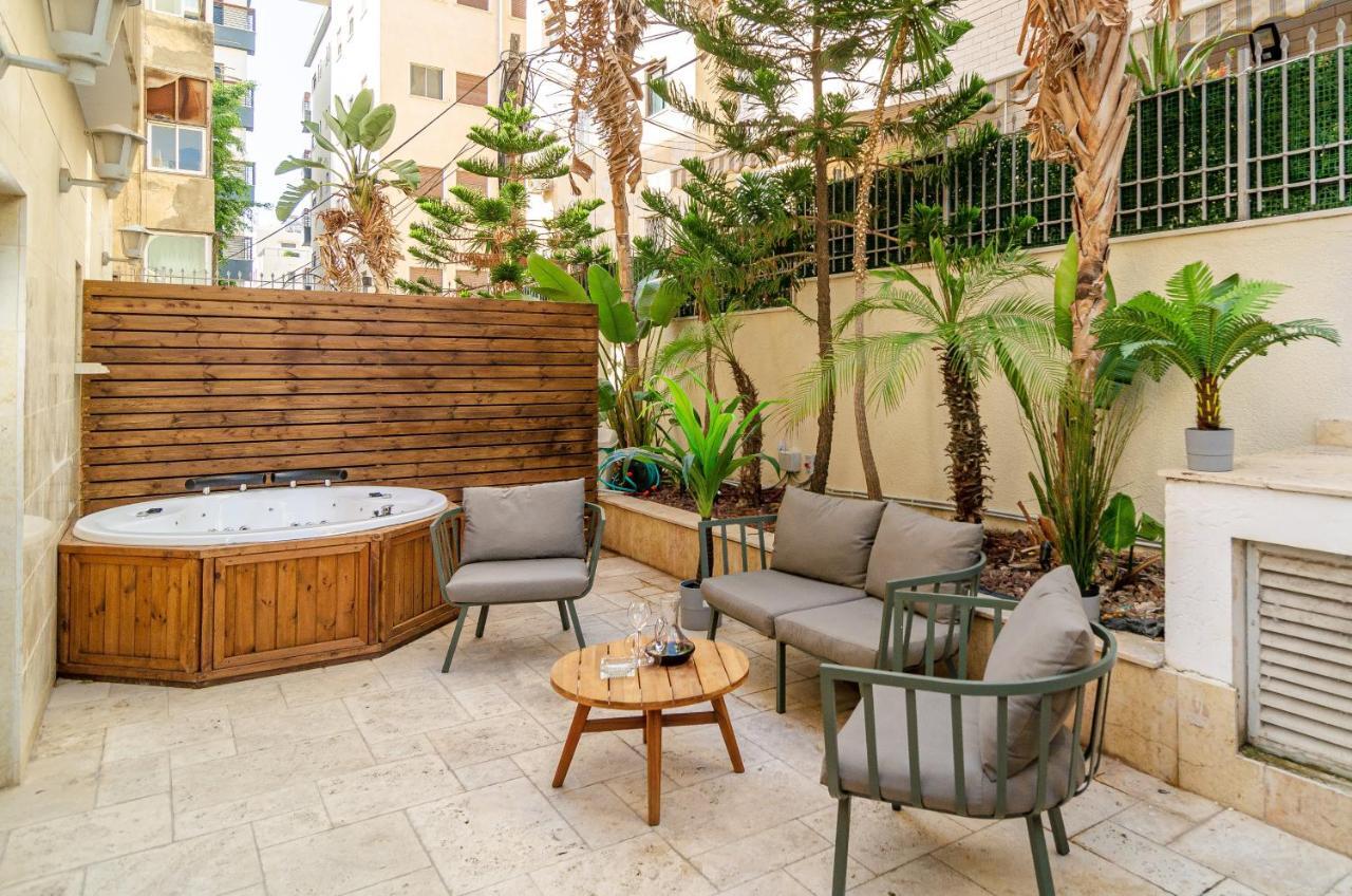 Beer Garden Hotel Tel Aviv Bagian luar foto